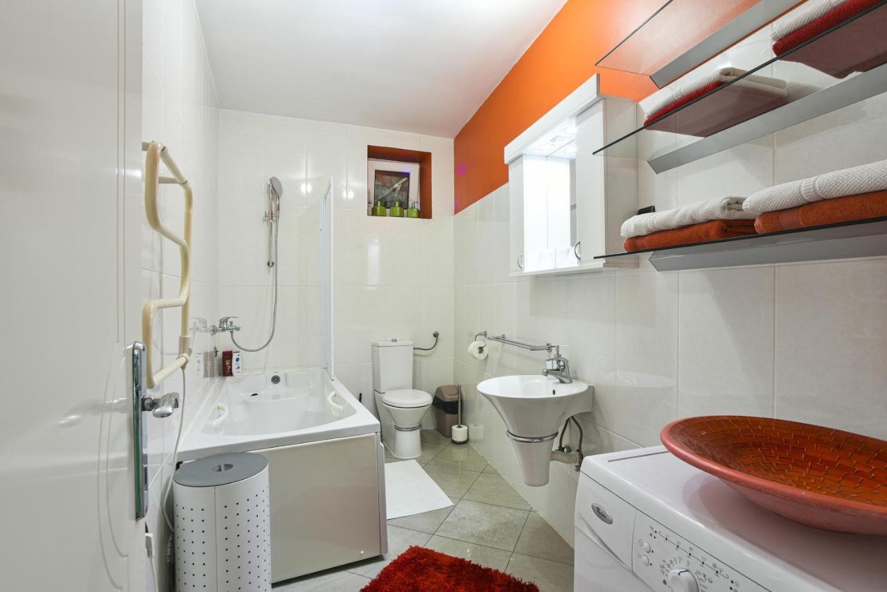 Apartments Villa Graf Smederevo Buitenkant foto